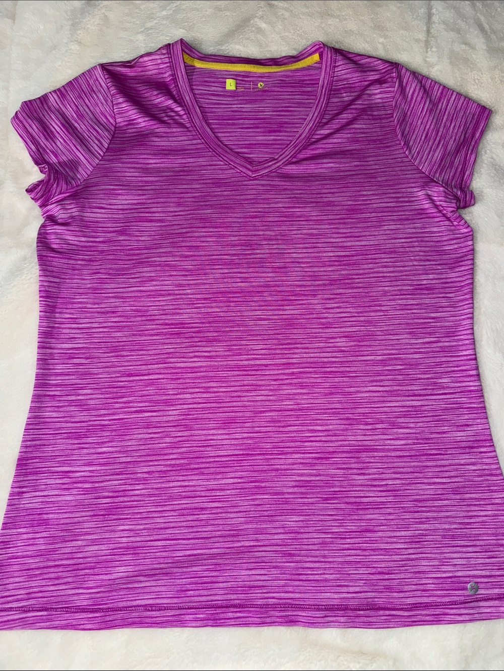 Xersion Magenta Heather V-Neck Short Sleeve Tee